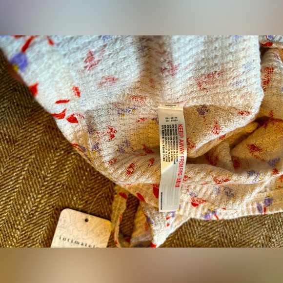 Brand new Free People top - Picture 4 of 7